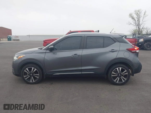 2019 Nissan Kicks SR with VIN 3N1CP5CU1KL506188, listed as a IAAI auction lot 41939449 with 15,926 mi miles. Bid and sale history available at carsss.com. Image 14.