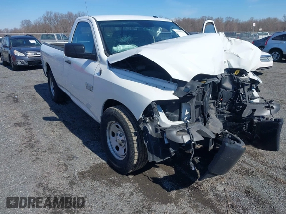 2017 Ram 1500 Tradesman z VIN 3C6JR6DG2HG734559, wystawiony jako IAAI lot #41650921 z przebiegiem 120 953 mil mil oraz . Historia ofert i sprzedaży dostępna na DreamBid. Obrazek 6.