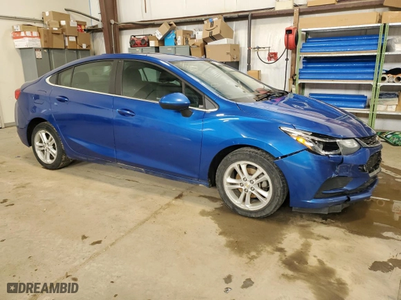 2018 Chevrolet Cruze LT with VIN 1G1BE5SM0J7205309, listed as a Copart auction lot 50096805 with 197,368 mi miles and Clean Title. Bid and sale history available at carsss.com. Image 4.