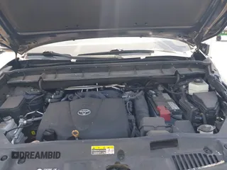 2021 Toyota Highlander XSE z VIN 5TDLZRBH6MS076951, wystawiony jako IAAI lot #42119033 z przebiegiem 52 538 mil mil oraz . Historia ofert i sprzedaży dostępna na DreamBid. Obrazek 10.