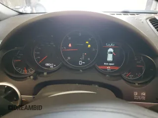 2013 Porsche Cayenne Diesel с VIN WP1AF2A2XDLA21133, выставлен на аукционе Copart как лот 46412045 с пробегом 138 047 миль миль и Списание • Salvage title. История ставок и продаж доступна на DreamBid. Изображение 9.