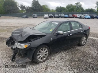 2012 Lincoln MKZ z VIN 3LNHL2JC6CR818590, wystawiony jako Copart lot #55567605 z przebiegiem 214 373 mil mil oraz Szkoda całkowita • Salvage title. Historia ofert i sprzedaży dostępna na DreamBid. Obrazek 1.