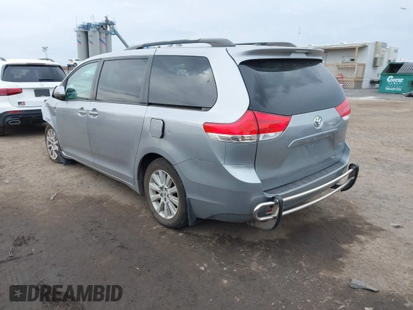 2012 Toyota Sienna LE with VIN 5TDJK3DC0CS046420, listed as a IAAI auction lot 41626308 with 108,517 mi miles. Bid and sale history available at carsss.com. Image 3.