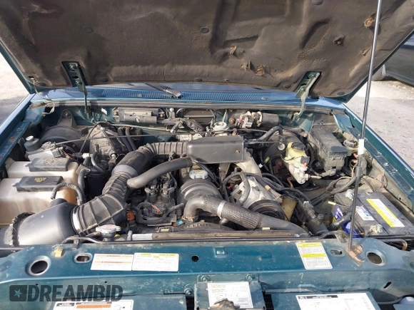 1997 Ford Ranger XLT z VIN 1FTCR10A6VUA47101, wystawiony jako IAAI lot #41743587 z przebiegiem 87 277 mil mil oraz . Historia ofert i sprzedaży dostępna na DreamBid. Obrazek 10.