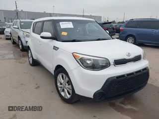 2016 Kia Soul with VIN KNDJN2A29G7408645, listed as a IAAI auction lot 41219743 with 111,853 mi miles. Bid and sale history available at carsss.com. Image 1.