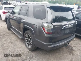 2014 Toyota 4Runner SR5 with VIN JTEZU5JR3E5065811, listed as a IAAI auction lot 42107883 with 283,157 mi miles and . Bid and sale history available at DreamBid. Image 3.