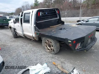 2011 Ford Super Duty F-250 SRW XL with VIN 1FT7W2BT9BEB98633, listed as a IAAI auction lot 41146608 with 209,089 mi miles. Bid and sale history available at carsss.com. Image 3.