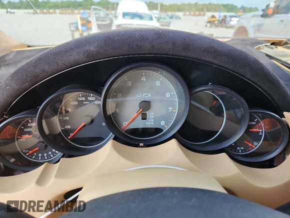 2013 Porsche Cayenne GTS с VIN WP1AD2A25DLA75526, выставлен на аукционе Copart как лот 60520865 с пробегом Не указан миль и Списание • Salvage title. История ставок и продаж доступна на DreamBid. Изображение 9.