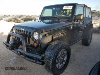 2011 Jeep Wrangler Rubicon z VIN 1J4BA6D17BL544602, wystawiony jako Copart lot #76896714 z przebiegiem Nie podano mil oraz Nie do naprawy • Non repairable. Historia ofert i sprzedaży dostępna na DreamBid. Obrazek 1.