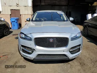 2019 Jaguar F-Pace 30t R-Sport with VIN SADCL2GX8KA358905, listed as a Copart auction lot 57285004 with 44,229 mi miles and Non repairable. Bid and sale history available at DreamBid. Image 5.