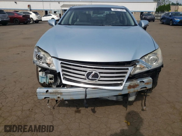 2010 Lexus ES 330 z VIN JTHBK1EG6A2371294, wystawiony jako Copart lot #60671445 z przebiegiem 186 935 mil mil oraz Szkoda całkowita • Salvage title. Historia ofert i sprzedaży dostępna na DreamBid. Obrazek 5.