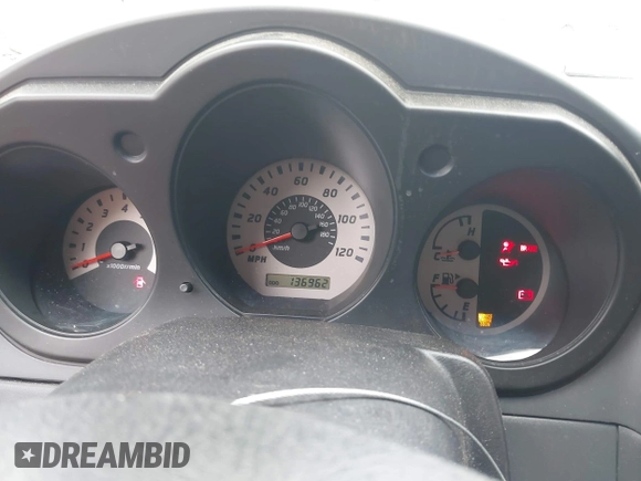 2004 Nissan Frontier XE z VIN 1N6ED29X54C451190, wystawiony jako IAAI lot #42205591 z przebiegiem 136 962 mil mil oraz . Historia ofert i sprzedaży dostępna na DreamBid. Obrazek 7.