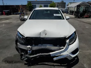2018 Mercedes-Benz GLC 300 with VIN WDC0G4JB7JV020392, listed as a Copart auction lot 60997945 with 128,392 mi miles and Salvage title. Bid and sale history available at DreamBid. Image 5.