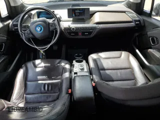 2017 BMW i3 z VIN WBY1Z8C38HV893417, wystawiony jako Copart lot #53063865 z przebiegiem 28 910 mil mil oraz Szkody całkowita. Historia ofert i sprzedaży dostępna na DreamBid. Obrazek 8.