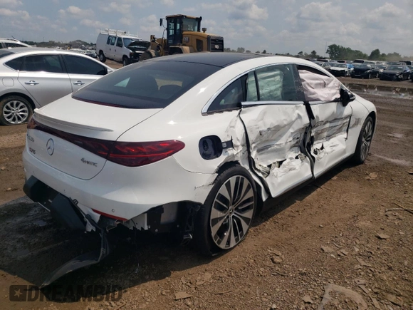 2023 Mercedes-Benz EQE 350 z VIN W1KEG1CB9PF014285, wystawiony jako Copart lot #62568364 z przebiegiem 7 803 mil mil oraz Szkoda całkowita • Salvage title. Historia ofert i sprzedaży dostępna na DreamBid. Obrazek 3.