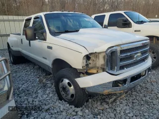 2006 Ford F-350 XL с VIN 1FTWW33P46EC87793, выставлен на аукционе Copart как лот 42905885 с пробегом 220 874 миль миль и Списание • Salvage title. История ставок и продаж доступна на DreamBid. Изображение 4.