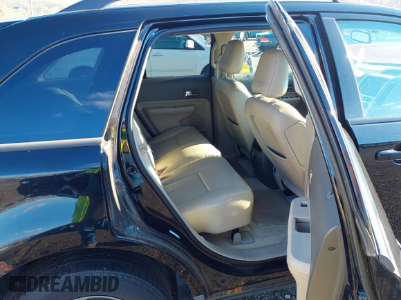 2008 Ford Edge SEL z VIN 2FMDK48C88BB30647, wystawiony jako IAAI lot #41012366 z przebiegiem 225 673 mil mil oraz . Historia ofert i sprzedaży dostępna na DreamBid. Obrazek 8.