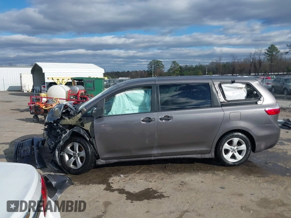 2018 Toyota Sienna with VIN 5TDZZ3DC9JS942579, listed as a IAAI auction lot 41720834 with 132,231 mi miles and . Bid and sale history available at DreamBid. Image 15.