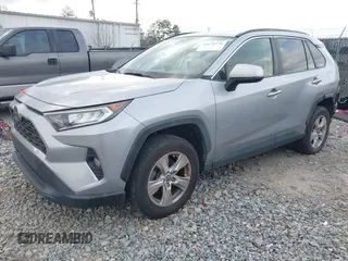2019 Toyota RAV4 XLE with VIN JTMW1RFV6KD009277, listed as a IAAI auction lot 41678576 with 51,833 mi miles. Bid and sale history available at carsss.com. Image 18.