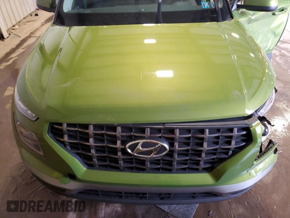 2024 Hyundai Venue SEL with VIN KMHRC8A33RU297000, listed as a Copart auction lot 44927355 with 13,574 mi miles and Salvage Title. Bid and sale history available at DreamBid. Image 12.