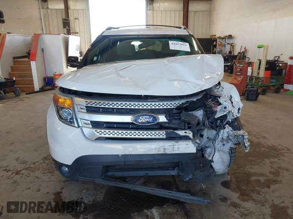 2011 Ford Explorer XLT with VIN 1FMHK7D84BGA57023, listed as a IAAI auction lot 42023816 with 205,238 mi miles and . Bid and sale history available at DreamBid. Image 12.