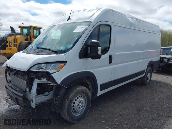 2025 Ram ProMaster Cargo Tradesman with VIN 3C6MRVJG3SE504821, listed as a IAAI auction lot 42150693 with 10,828 mi miles and . Bid and sale history available at DreamBid. Image 2.