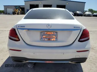 2017 Mercedes-Benz E 300 Luxury z VIN WDDZF4KB8HA016812, wystawiony jako Copart lot #56361855 z przebiegiem 97 312 mil mil oraz Szkoda całkowita • Salvage title. Historia ofert i sprzedaży dostępna na DreamBid. Obrazek 6.