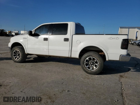 2004 Ford F-150 XLT with VIN 1FTPW14564KC55156, listed as a Copart auction lot 85316484 with 254,120 mi miles and Clean title. Bid and sale history available at DreamBid. Image 2.