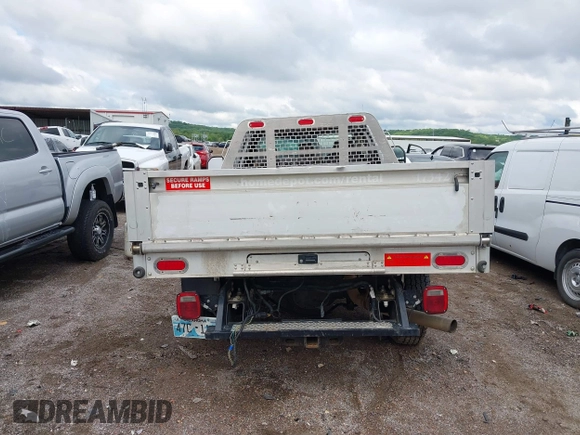 2017 Ford F-250 XL с VIN 1FDBF2A64HEC86581, выставлен на аукционе IAAI как лот 42197355 с пробегом 107 873 миль миль и . История ставок и продаж доступна на DreamBid. Изображение 15.