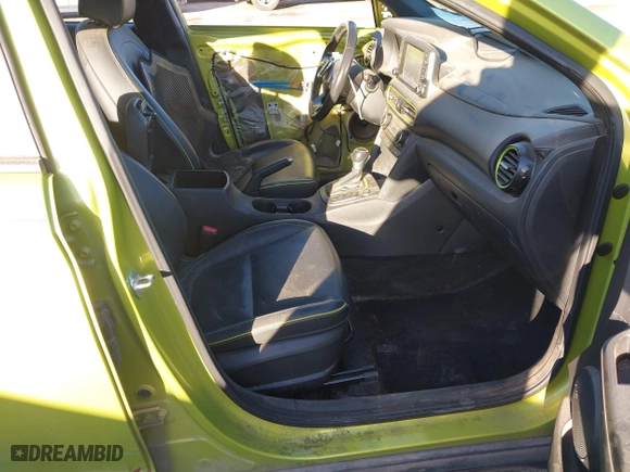 2019 Hyundai Kona Limited with VIN KM8K3CA54KU275423, listed as a IAAI auction lot 41113802 with 87,196 mi miles. Bid and sale history available at carsss.com. Image 5.