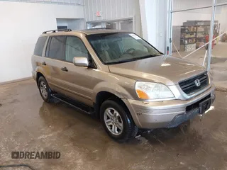 2005 Honda Pilot EX-L with VIN 2HKYF18595H542103, listed as a IAAI auction lot 41472326 with 269,844 mi miles. Bid and sale history available at carsss.com. Image 1.