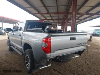 2016 Toyota Tundra 4WD Truck SR5 with VIN 5TFDW5F11GX566571, listed as a IAAI auction lot 41789354 with 122,493 mi miles. Bid and sale history available at carsss.com. Image 3.