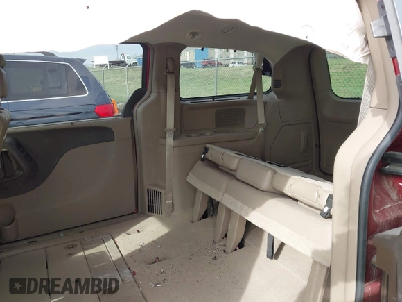 2014 Chrysler Town & Country Touring-L with VIN 2C4RC1CGXER165421, listed as a IAAI auction lot 41866846 with 53,303 mi miles. Bid and sale history available at carsss.com. Image 8.