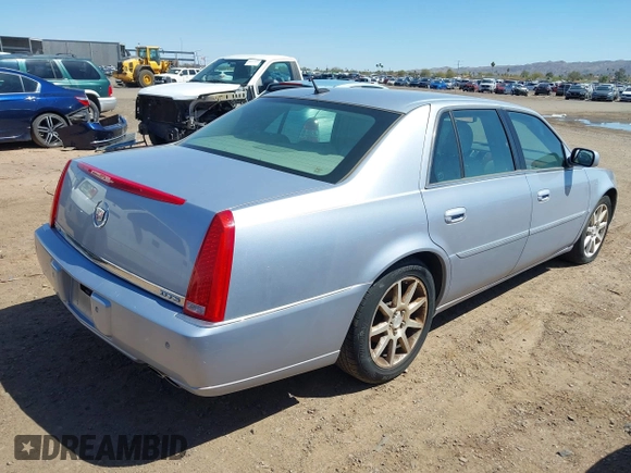 2006 Cadillac DTS w/1SE with VIN 1G6KD57956U188369, listed as a IAAI auction lot 41837341 with 115,417 mi miles. Bid and sale history available at carsss.com. Image 4.