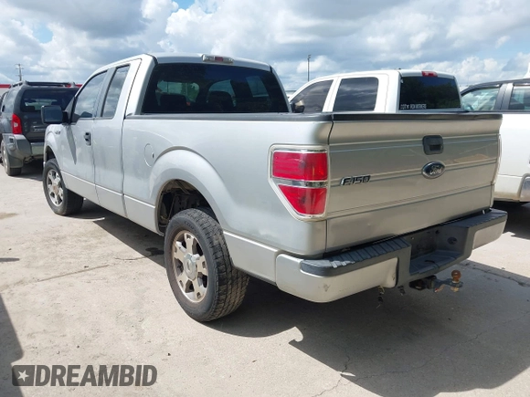 2009 Ford F-150 STX with VIN 1FTRX12W59FB48648, listed as a IAAI auction lot 42585400 with 194,483 mi miles and . Bid and sale history available at DreamBid. Image 3.
