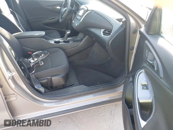2025 Chevrolet Malibu LT with VIN 1G1ZD5ST9SF137334, listed as a IAAI auction lot 41793557 with 10,564 mi miles and . Bid and sale history available at DreamBid. Image 5.