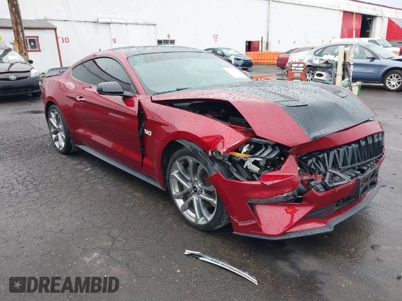 2019 Ford Mustang GT with VIN 1FA6P8CF8K5172826, listed as a IAAI auction lot 41711529 with 41,184 mi miles. Bid and sale history available at carsss.com. Image 1.