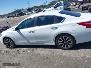 2018 Nissan Altima 2.5 SR with VIN 1N4AL3AP3JC134886, listed as a IAAI auction lot 41806510 with 171,653 mi miles. Bid and sale history available at carsss.com. Image 14.