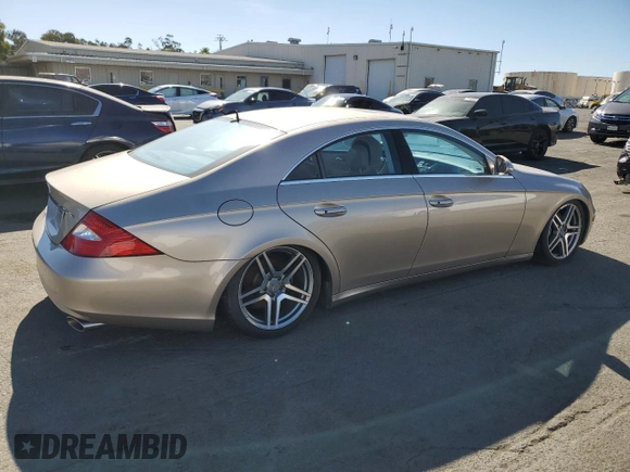 2006 Mercedes-Benz CLS 500 with VIN WDDDJ75X06A037295, listed as a Copart auction lot 77282044 with 171,291 mi miles and Clean Title. Bid and sale history available at DreamBid. Image 3.