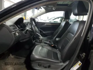 2017 Volkswagen Passat SE with VIN 1VWGT7A30HC066417, listed as a Copart auction lot 53433215 with 85,611 mi miles and Salvage title. Bid and sale history available at DreamBid. Image 7.