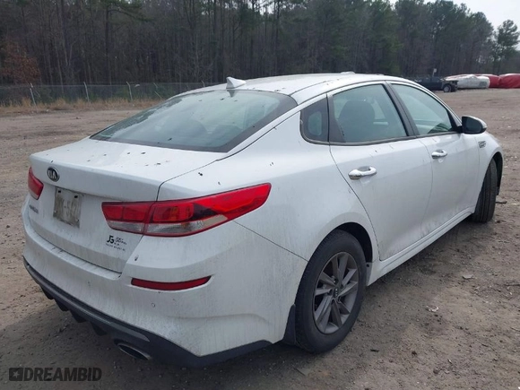 2020 Kia Optima LX with VIN 5XXGT4L35LG420813, listed as a IAAI auction lot 41479946 with 90,052 mi miles. Bid and sale history available at carsss.com. Image 4.