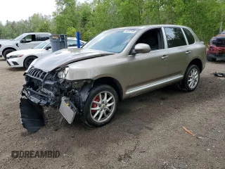 2004 Porsche Cayenne Turbo z VIN WP1AC29P44LA93499, wystawiony jako Copart lot #56761105 z przebiegiem Nie podano mil oraz Szkoda całkowita • Salvage title. Historia ofert i sprzedaży dostępna na DreamBid. Obrazek 1.