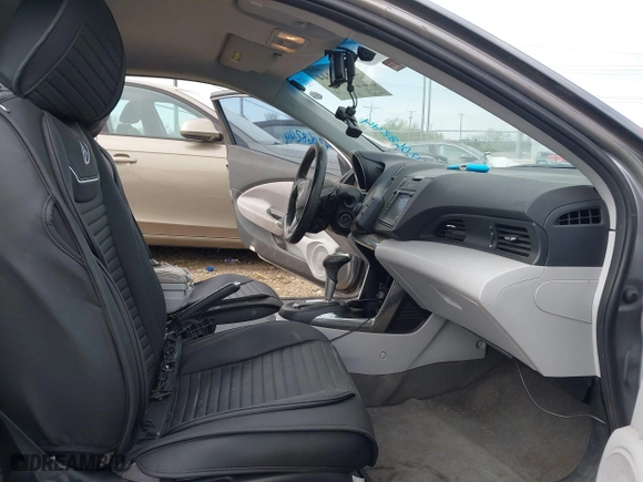 2011 Honda CR-Z EX with VIN JHMZF1D68BS000215, listed as a IAAI auction lot 42068244 with 154,707 mi miles. Bid and sale history available at carsss.com. Image 5.