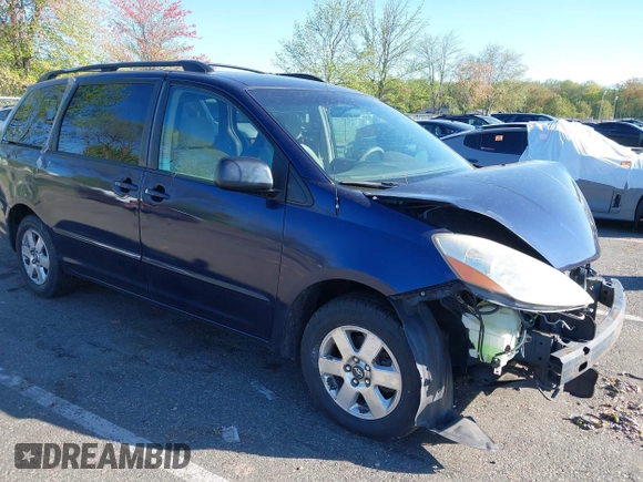2007 Toyota Sienna CE with VIN 5TDZK23C87S080688, listed as a IAAI auction lot 42125196 with 189,427 mi miles. Bid and sale history available at carsss.com. Image 1.