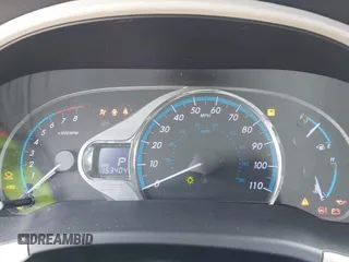 2014 Toyota Sienna XLE z VIN 5TDYK3DC7ES461445, wystawiony jako IAAI lot #42003360 z przebiegiem 153 404 mil mil oraz . Historia ofert i sprzedaży dostępna na DreamBid. Obrazek 7.