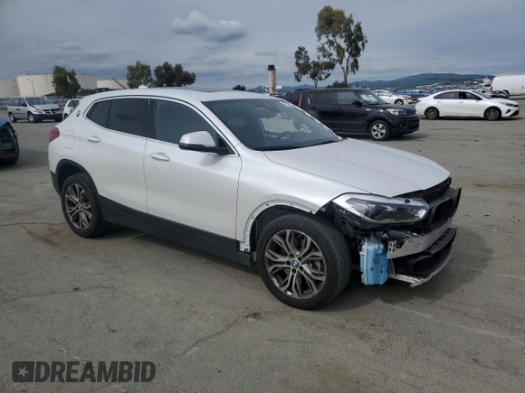2020 BMW X2 sDrive28i with VIN WBXYH9C07L5R75133, listed as a Copart auction lot 47226555 with 69,848 mi miles and Salvage Title. Bid and sale history available at carsss.com. Image 4.