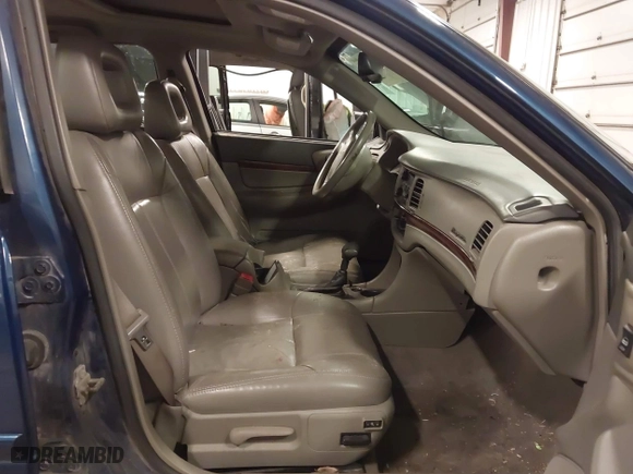 2005 Chevrolet Impala LS with VIN 2G1WH55K059255490, listed as a IAAI auction lot 41672794 with 205,724 mi miles. Bid and sale history available at carsss.com. Image 5.