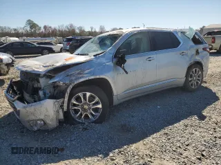 2018 Chevrolet Traverse Premier z VIN 1GNEVJKW7JJ146638, wystawiony jako Copart lot #47203675 z przebiegiem 132 868 mil mil oraz Szkoda całkowita • Salvage title. Historia ofert i sprzedaży dostępna na DreamBid. Obrazek 1.