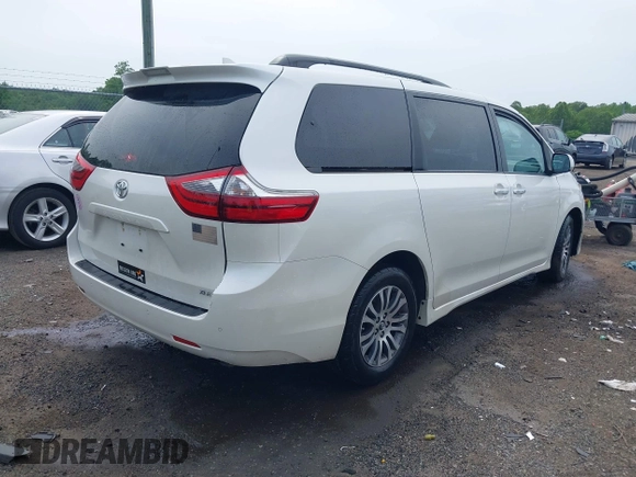 2020 Toyota Sienna XLE Auto Access Seat with VIN 5TDYZ3DC3LS048818, listed as a IAAI auction lot 42249209 with 34,812 mi miles and . Bid and sale history available at DreamBid. Image 4.