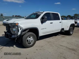 2022 Chevrolet Silverado 3500HD Work Truck with VIN 1GC4YSE78NF343400, listed as a Copart auction lot 76583984 with 111,224 mi miles and Salvage Title. Bid and sale history available at carsss.com. Image 1.